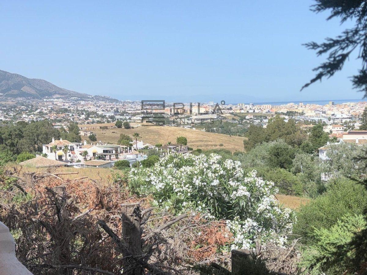 Chalet for Sale in Mijas