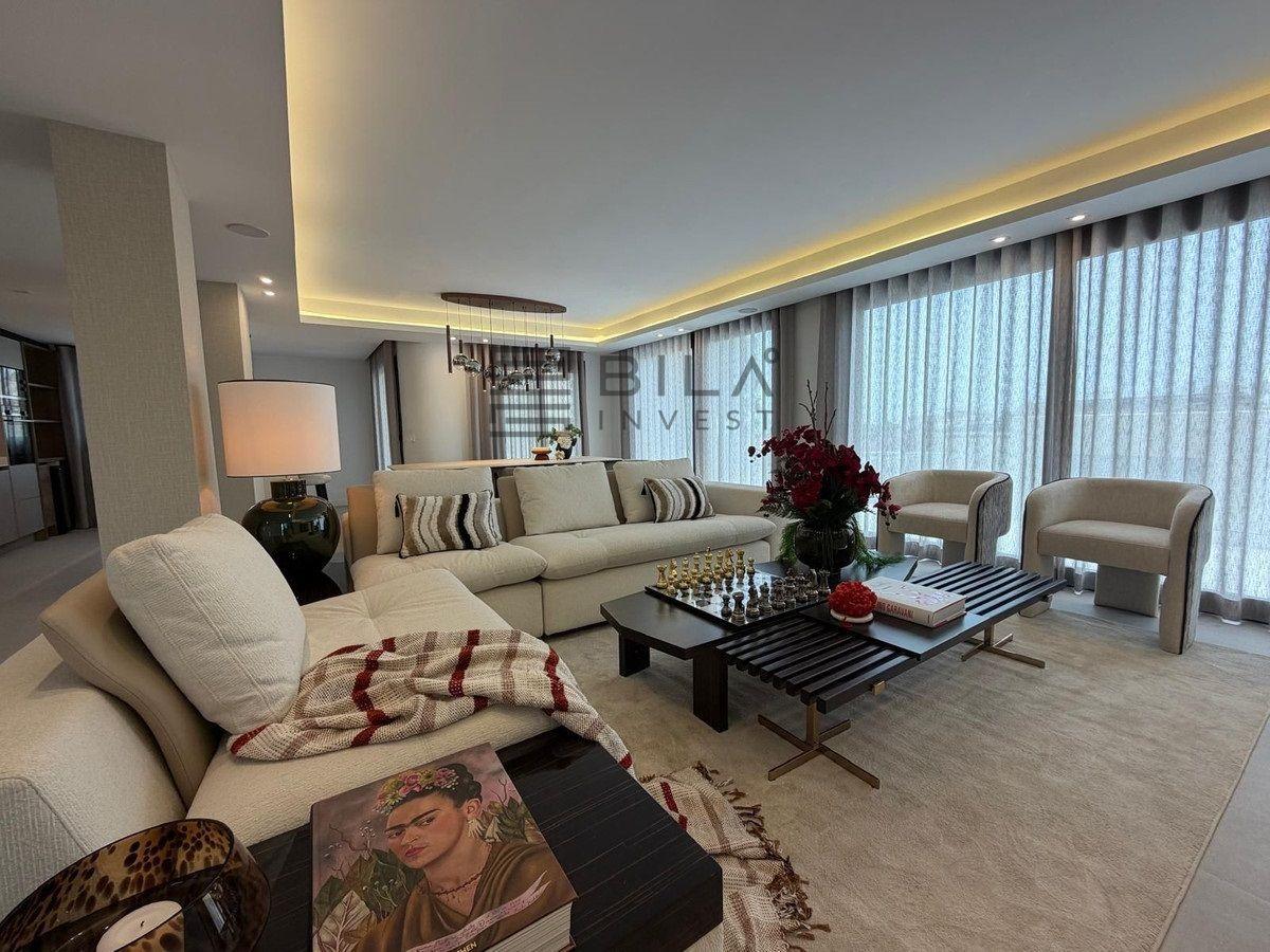 Chalet for Sale in Mijas