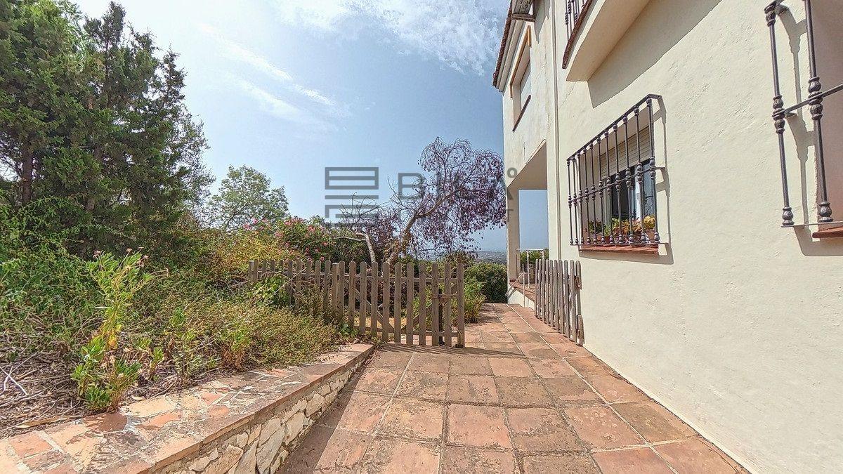 Chalet for Sale in Mijas
