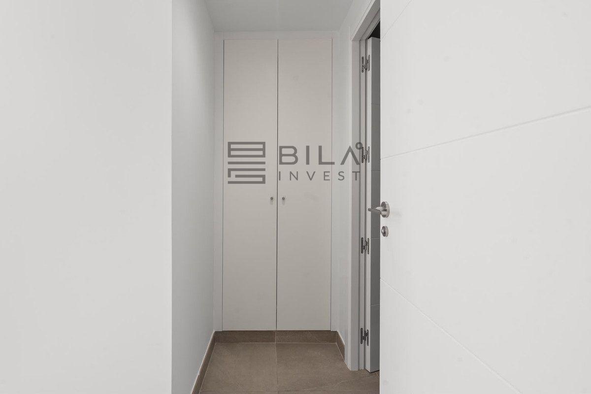 Flat for Sale in Mijas