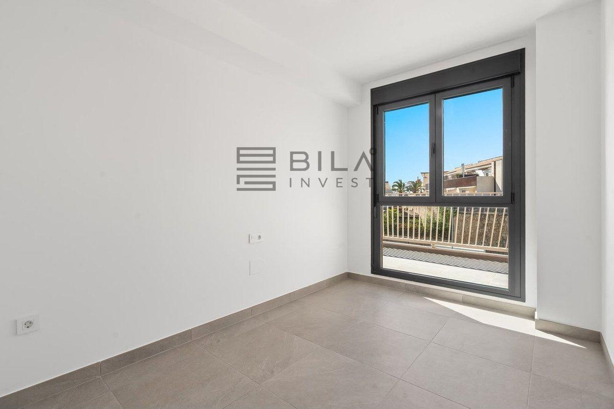 Flat for Sale in Mijas