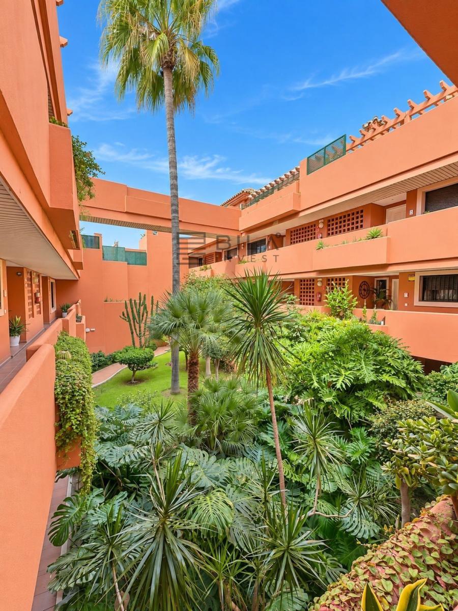 Flat for Sale in Marbella