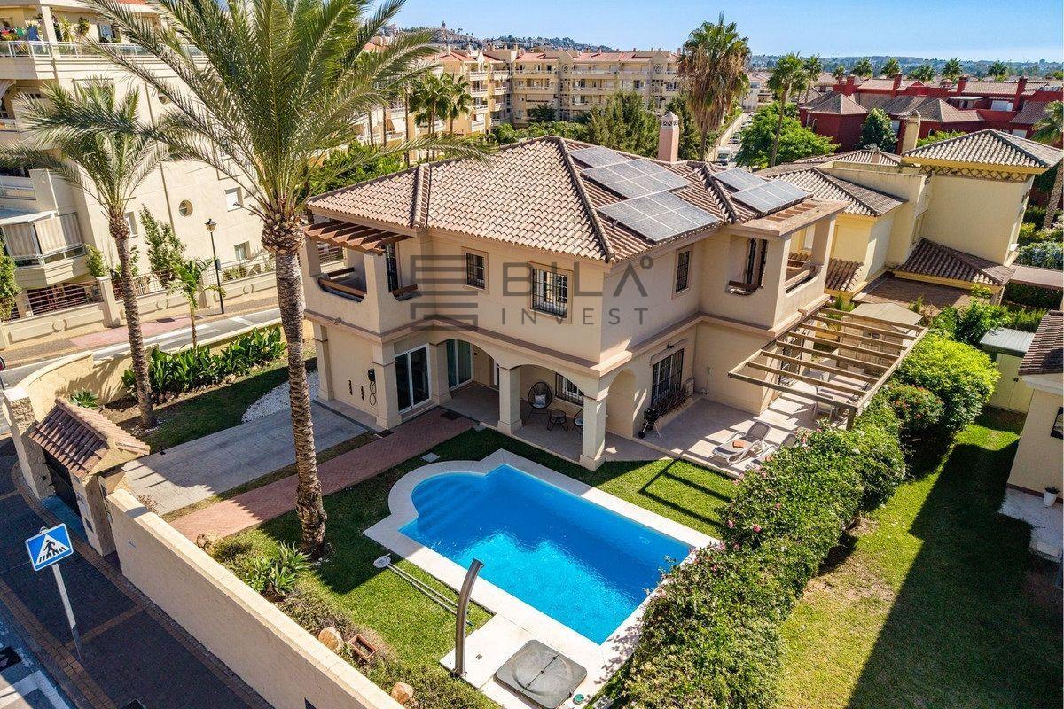 Chalet for Sale in Mijas