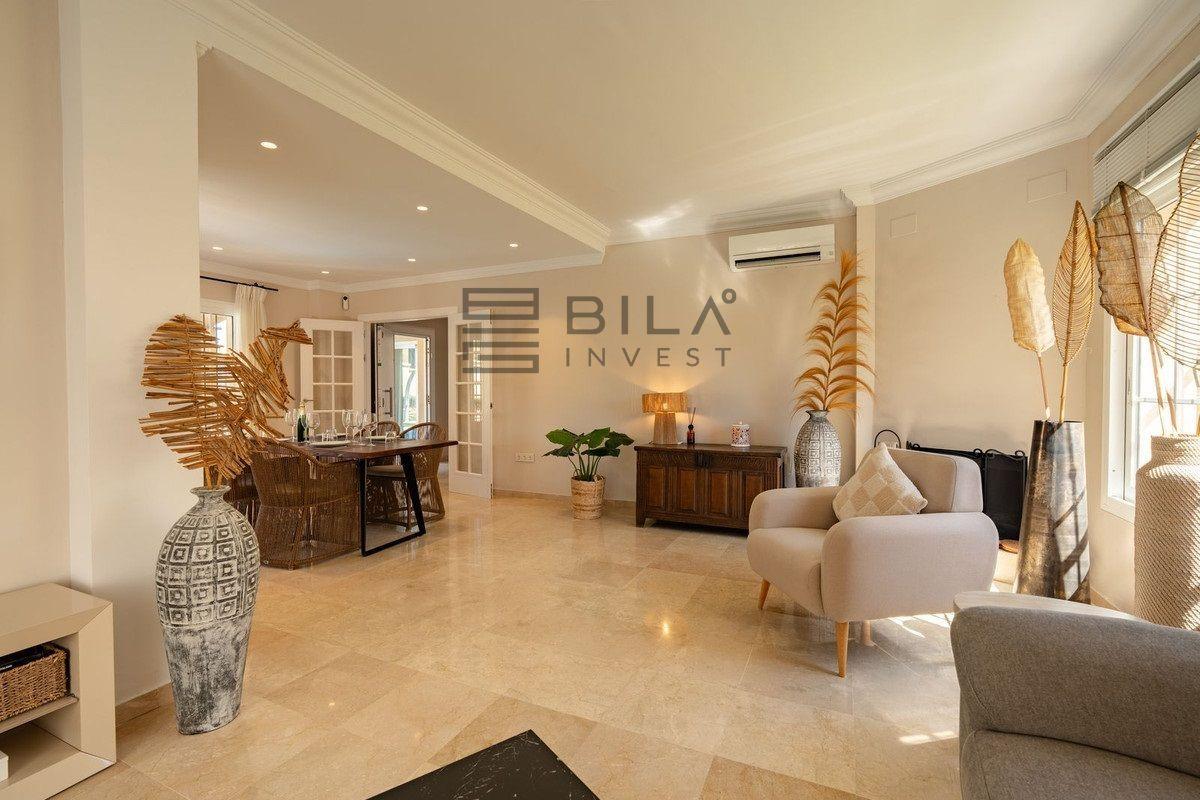 Chalet for Sale in Mijas