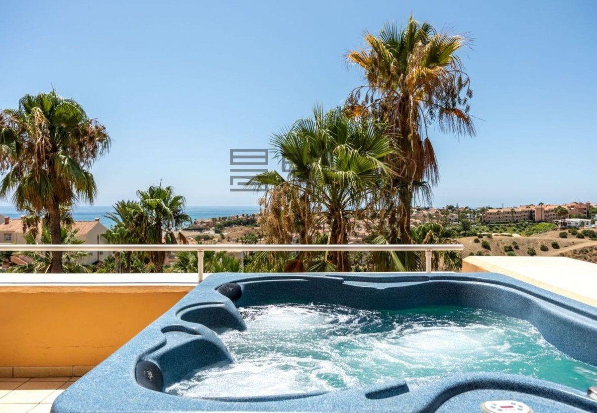 Flat for Sale in Mijas
