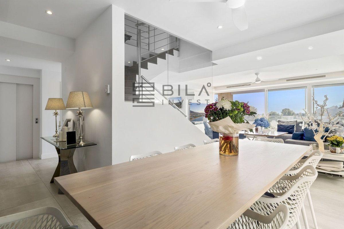 Chalet for Sale in Benalmádena
