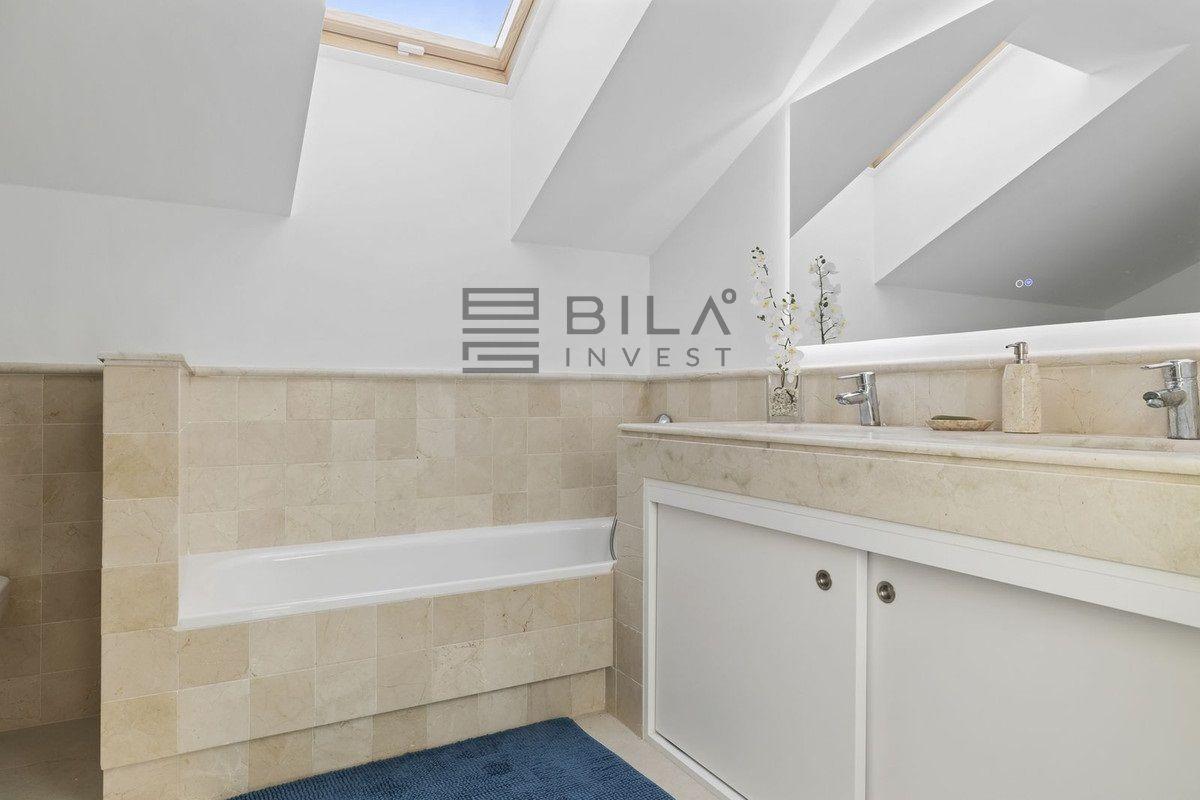 Chalet for Sale in Benalmádena