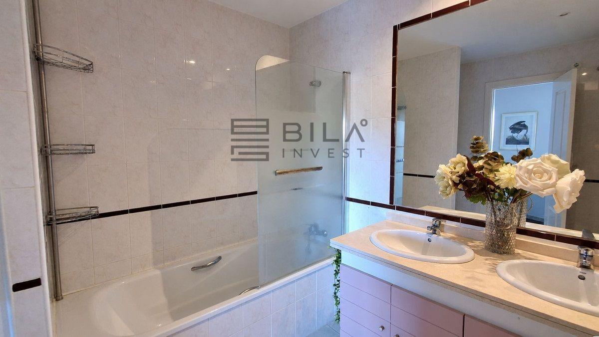 Flat for Sale in Mijas