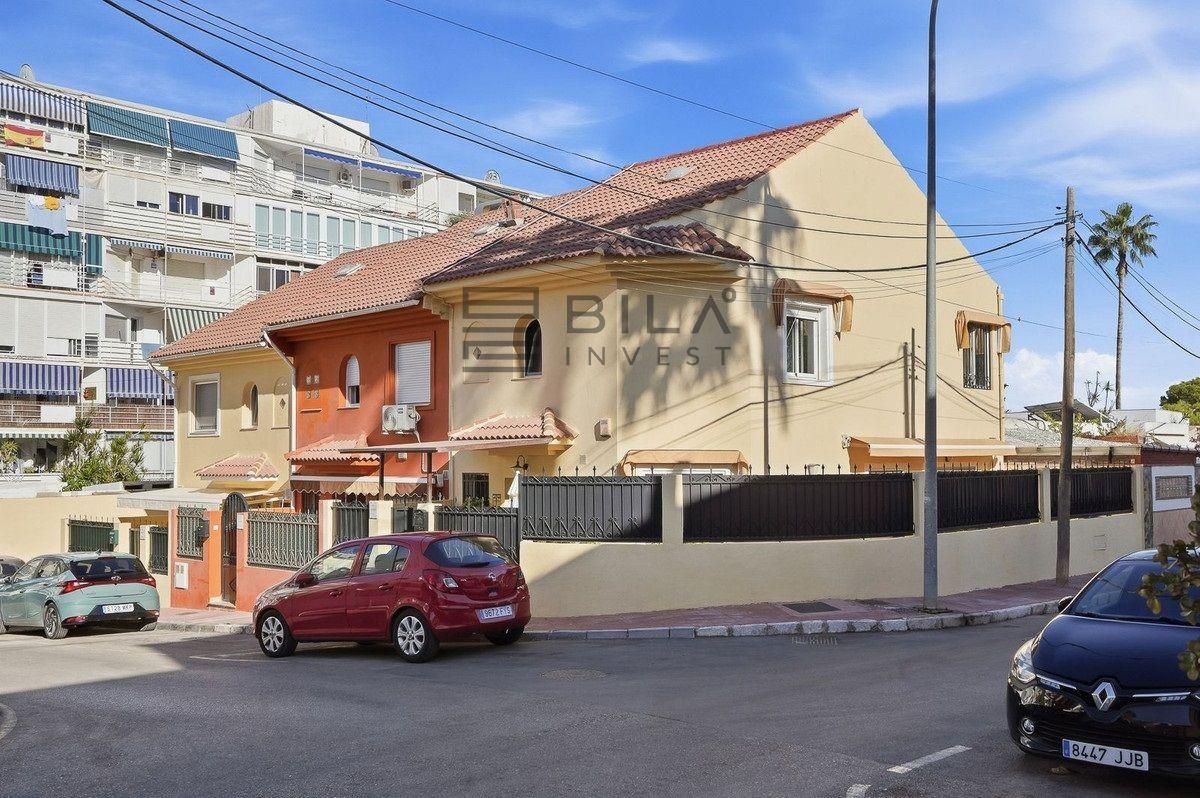 Adosado en Venta en Benalmádena