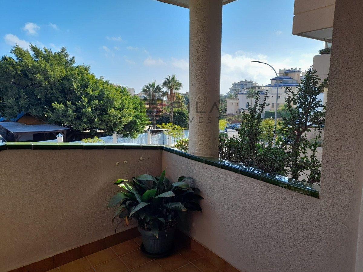 Flat for Sale in Benalmádena