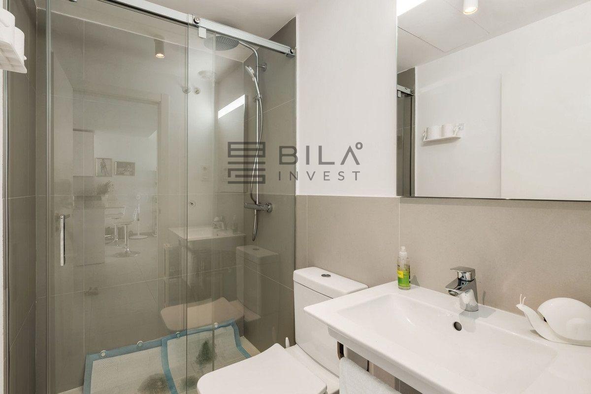 Flat for Sale in Benalmádena