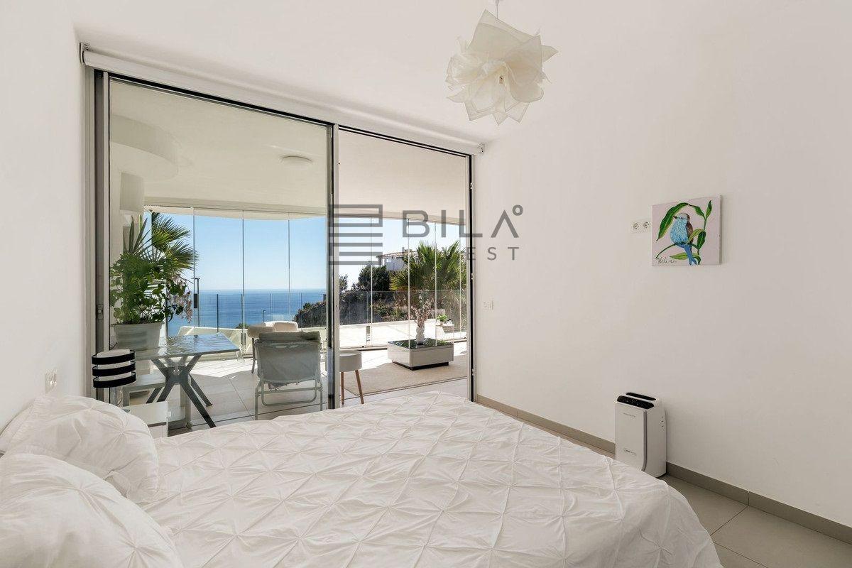 Flat for Sale in Benalmádena