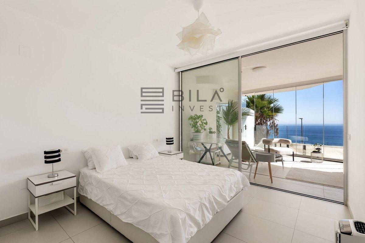 Flat for Sale in Benalmádena