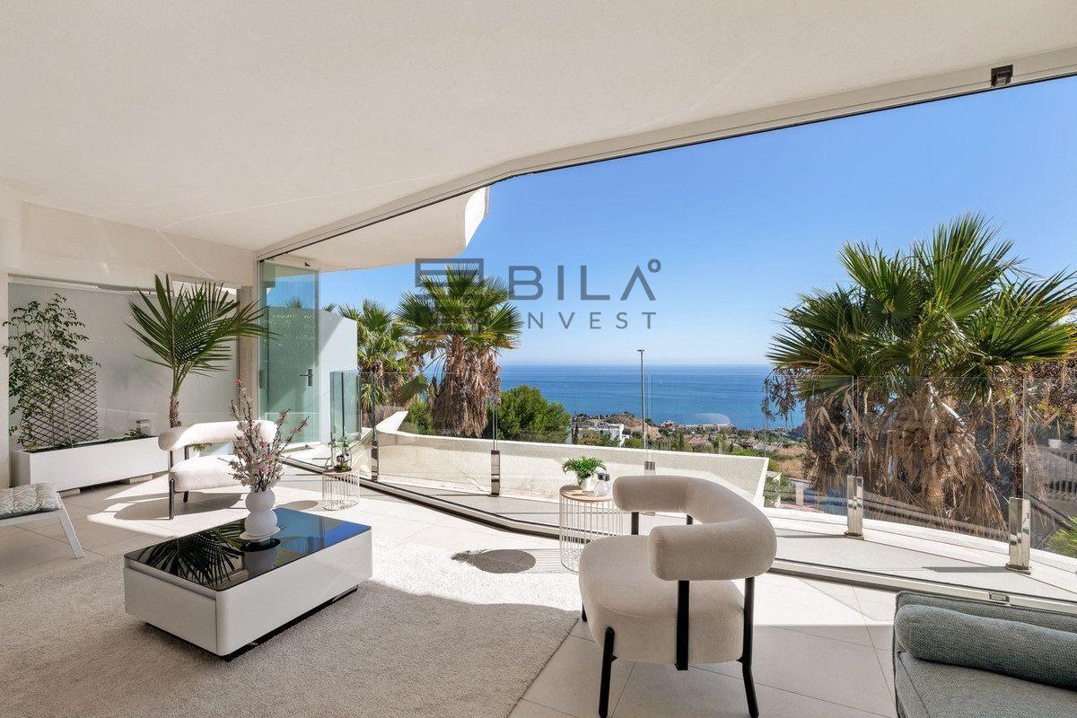 Flat for Sale in Benalmádena