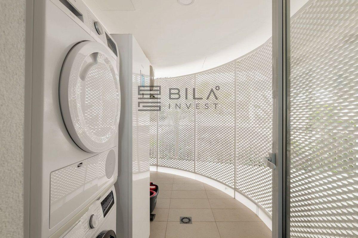 Flat for Sale in Benalmádena