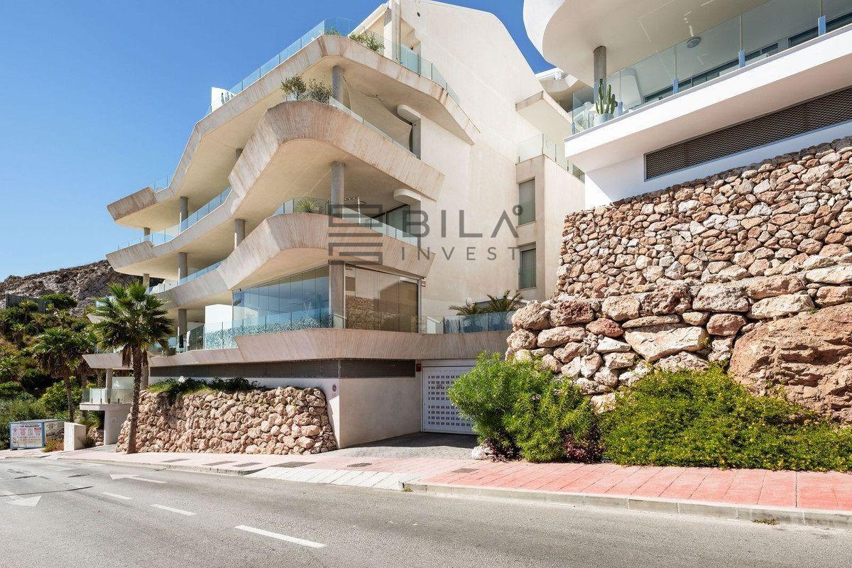 Flat for Sale in Benalmádena