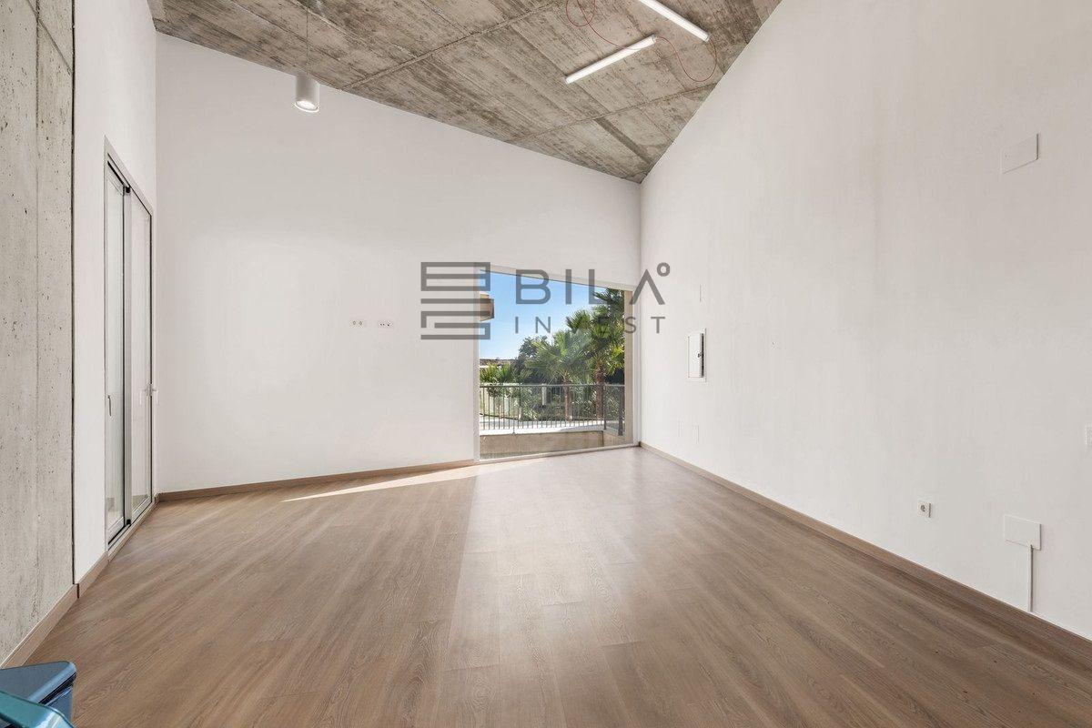 Flat for Sale in Benalmádena