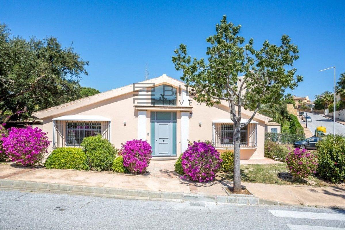 Chalet for Sale in Marbella
