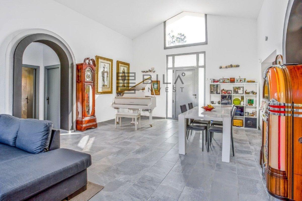 Chalet for Sale in Marbella