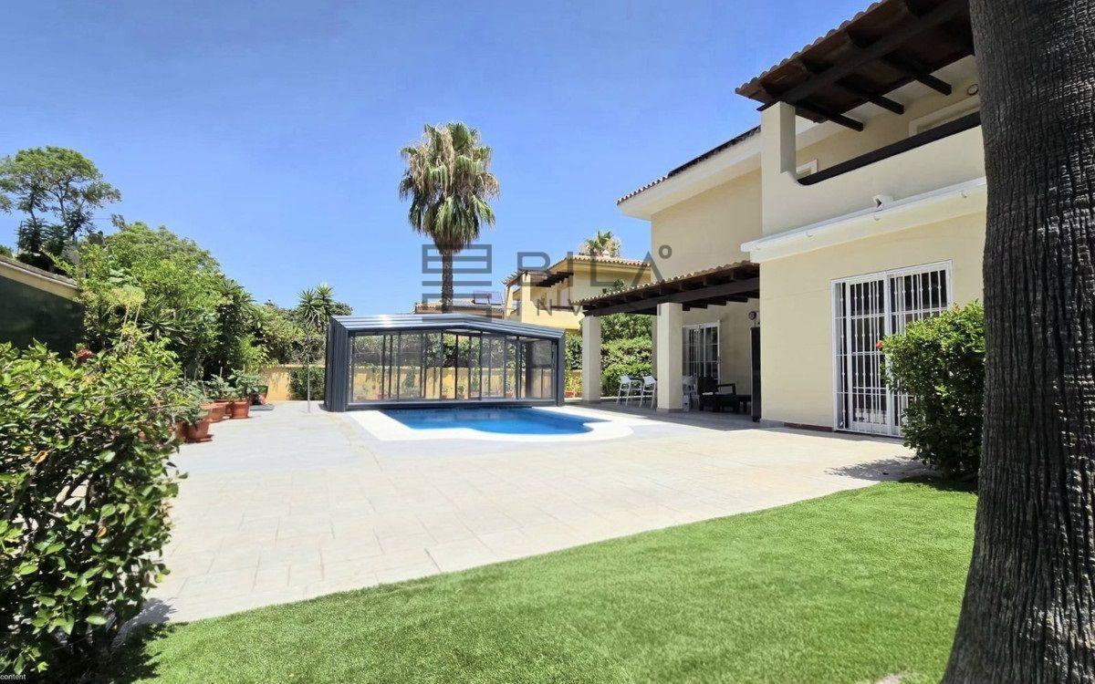 Chalet for Sale in Mijas