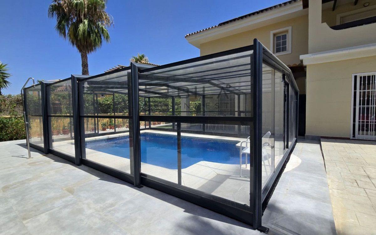 Chalet for Sale in Mijas