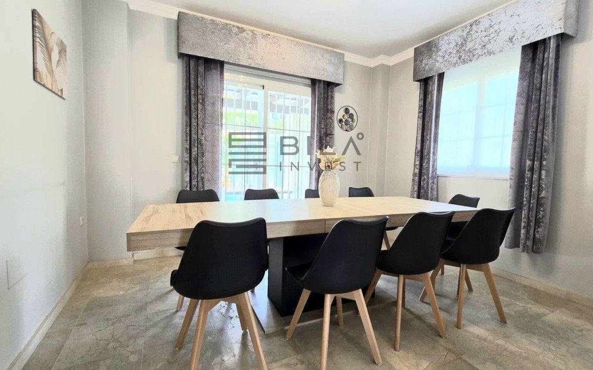 Chalet for Sale in Mijas