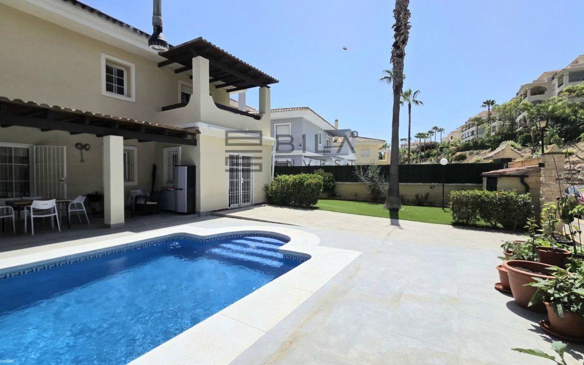 Chalet for Sale in Mijas