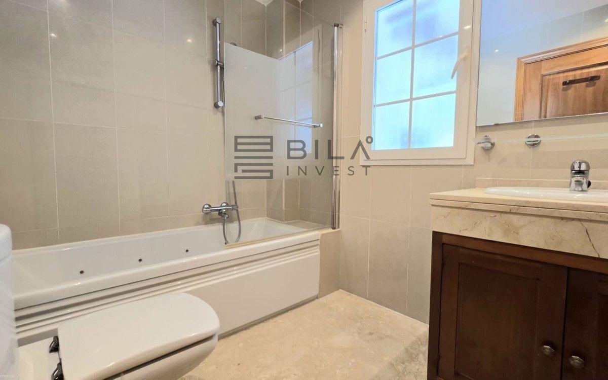 Chalet for Sale in Mijas