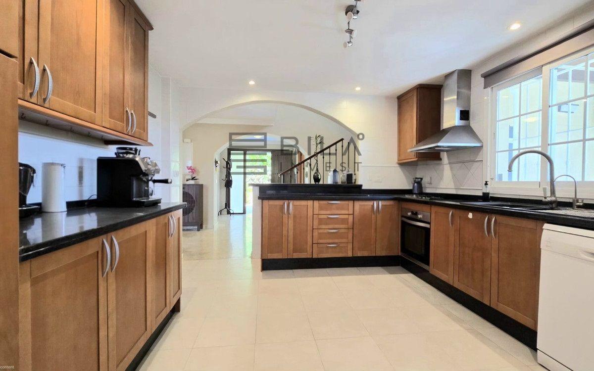 Chalet for Sale in Mijas