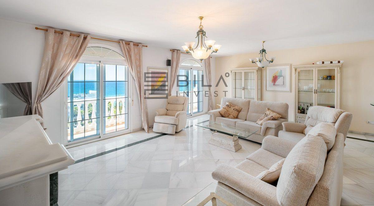 Chalet for Sale in Benalmádena