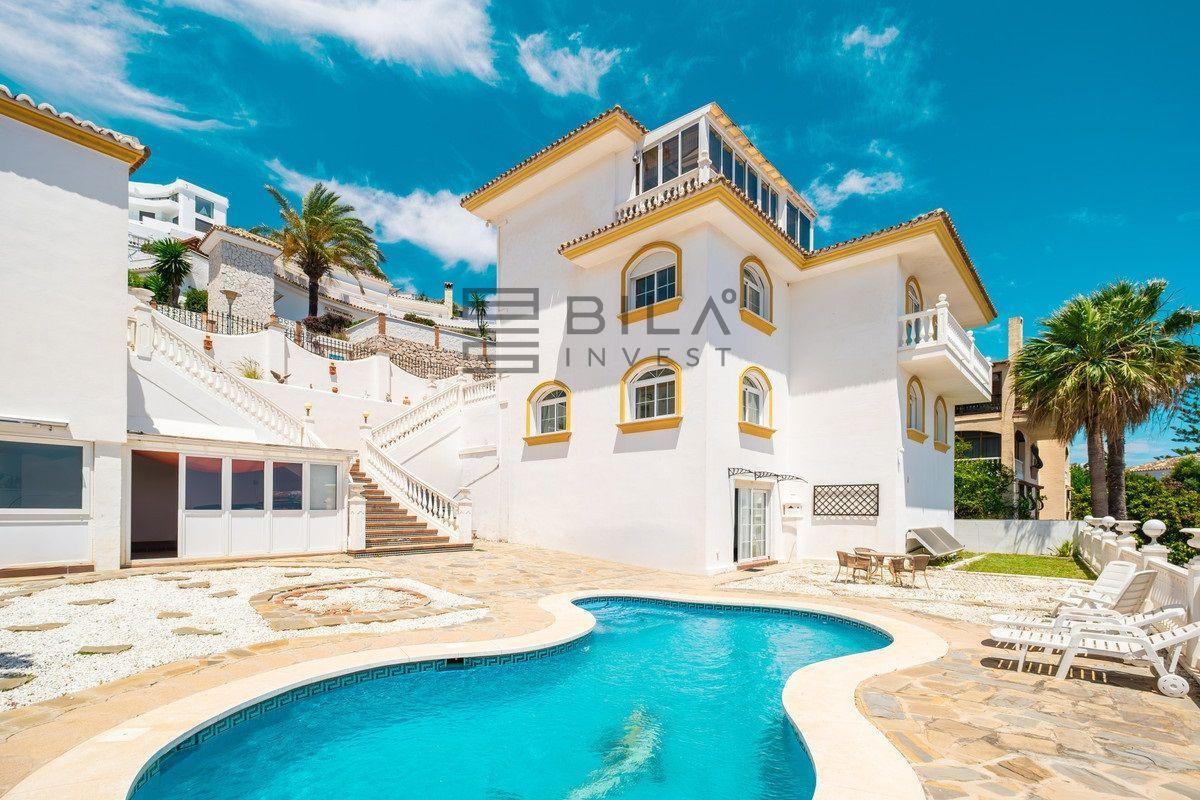 Chalet for Sale in Benalmádena