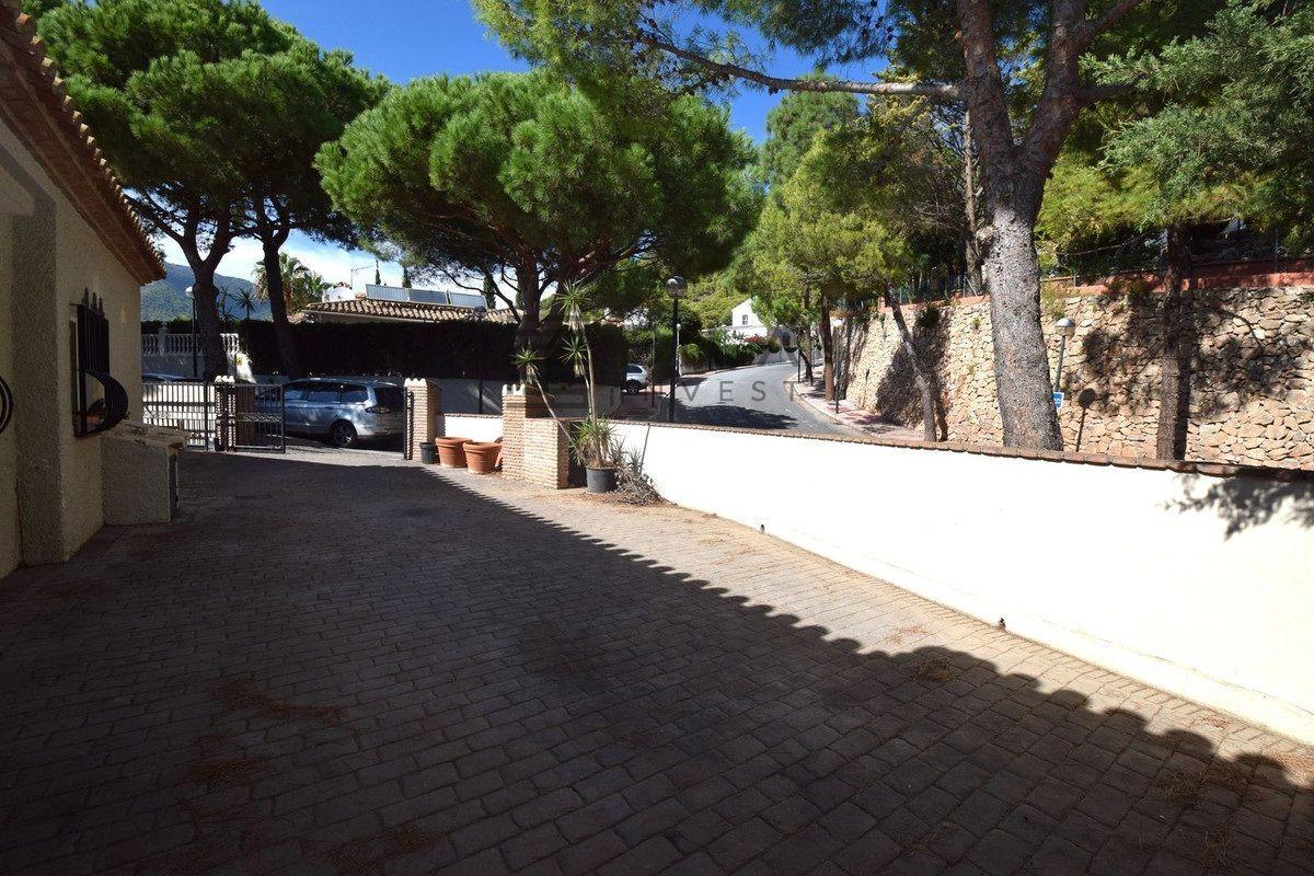 Chalet for Sale in Mijas