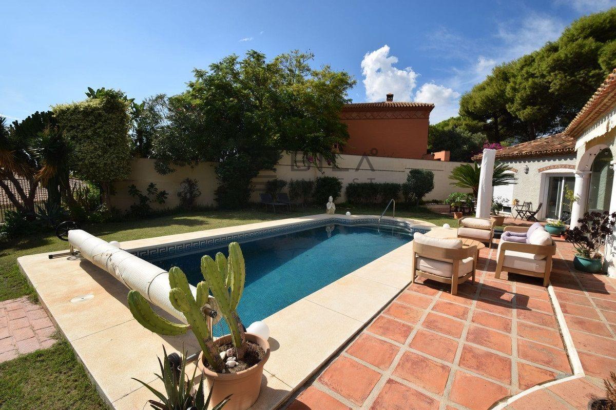 Chalet for Sale in Mijas