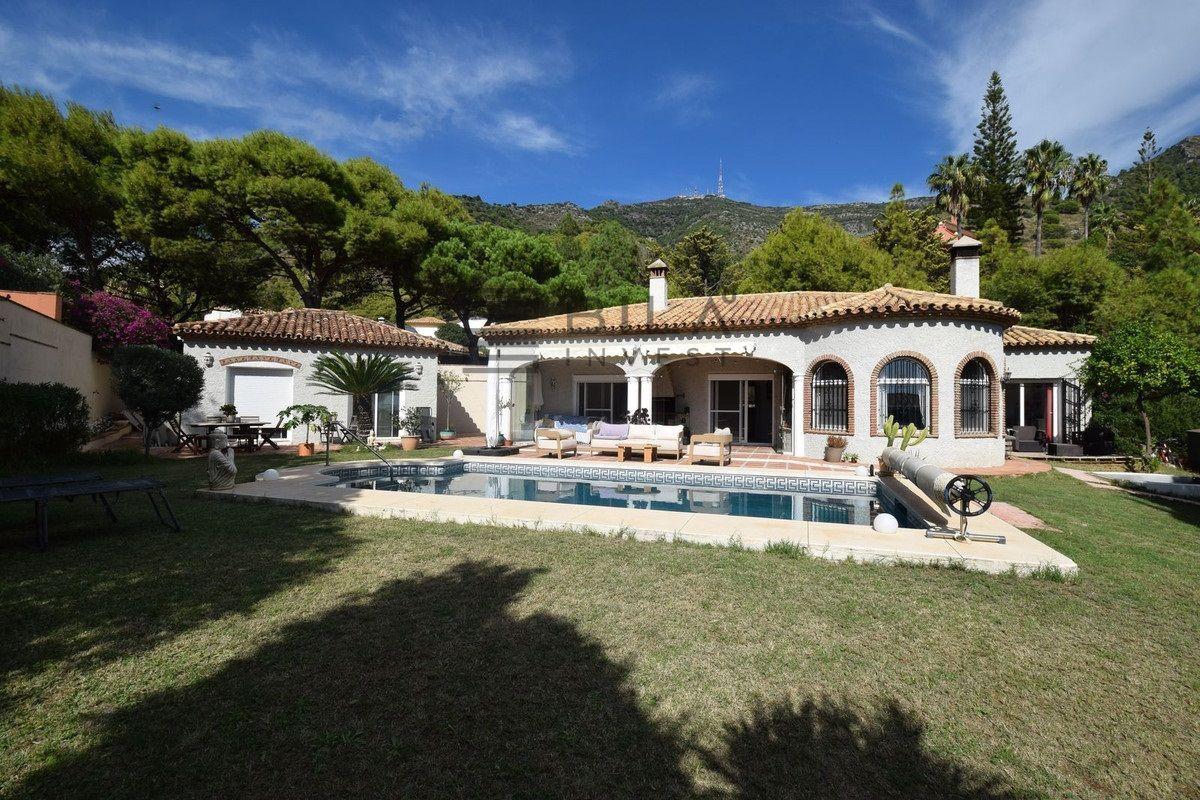 Chalet for Sale in Mijas