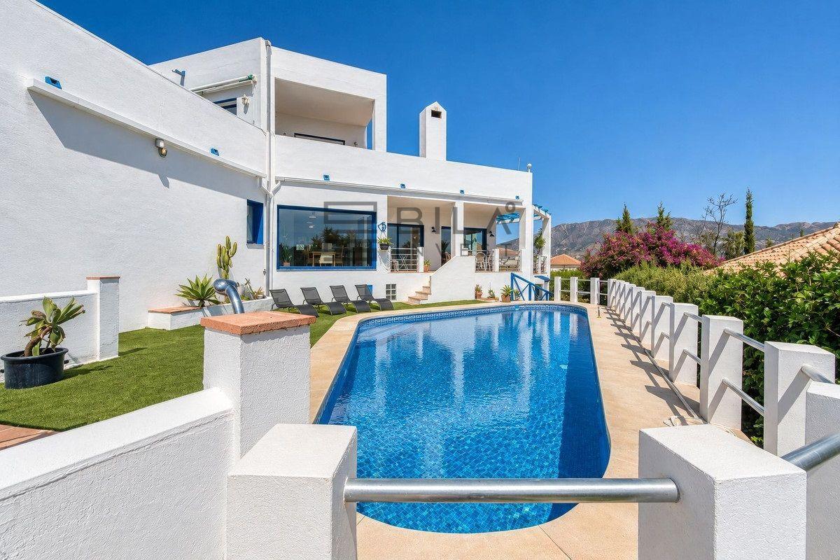 Chalet for Sale in Mijas