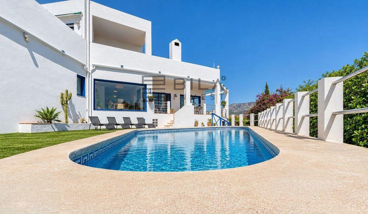 Chalet for Sale in Mijas