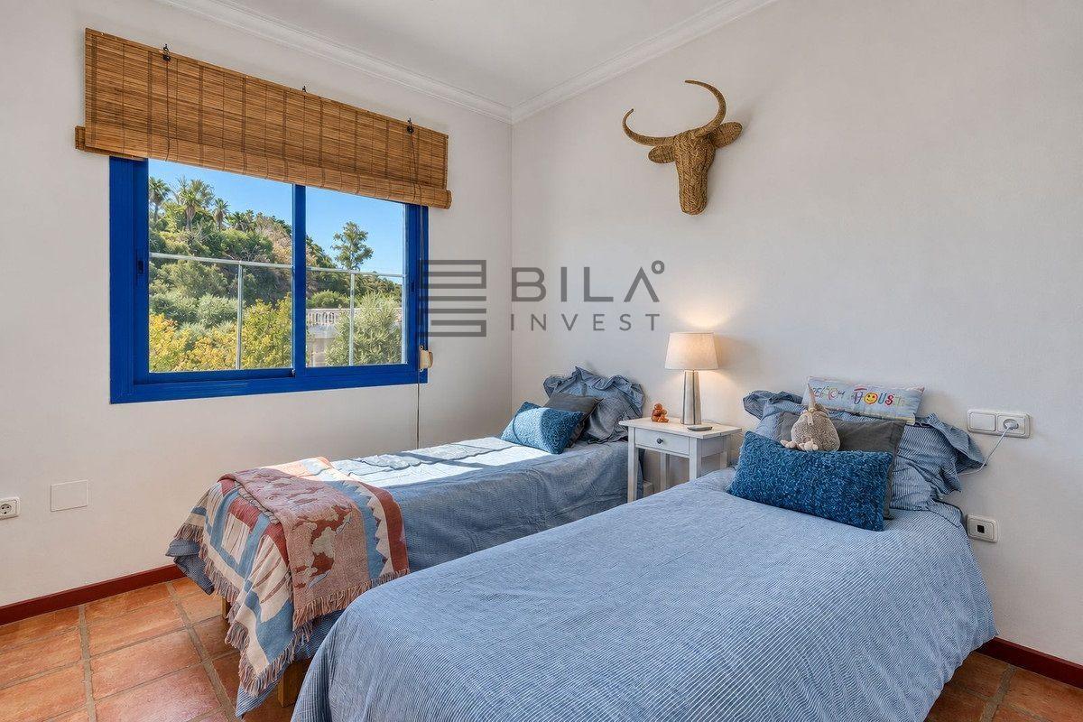 Chalet for Sale in Mijas