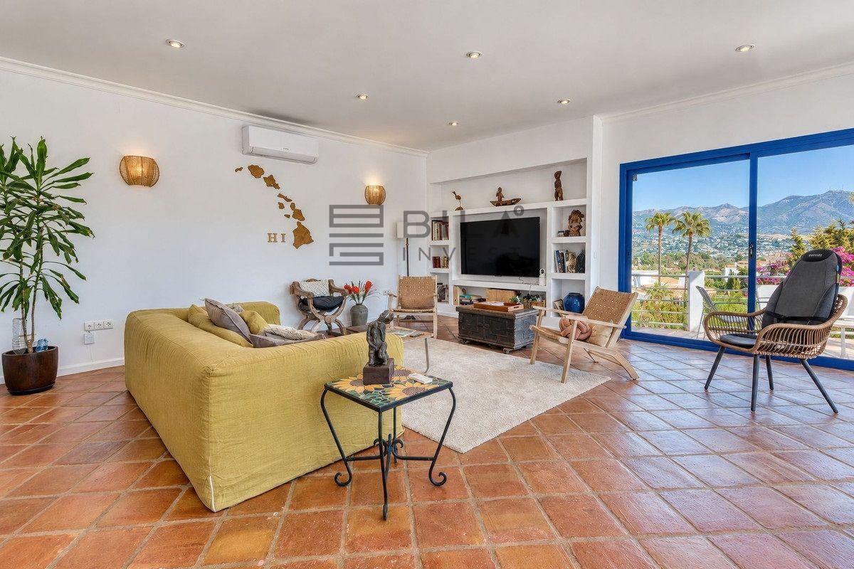 Chalet for Sale in Mijas