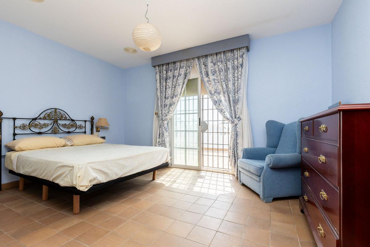 Villa for Sale in Roquetas de Mar