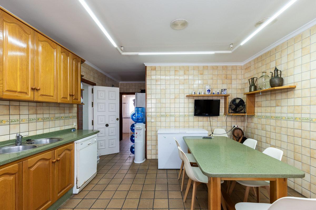 Villa for Sale in Roquetas de Mar