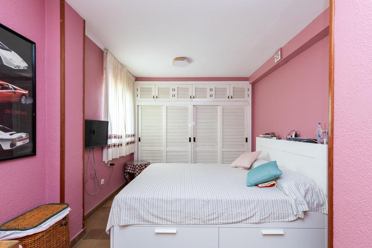 Villa for Sale in Roquetas de Mar