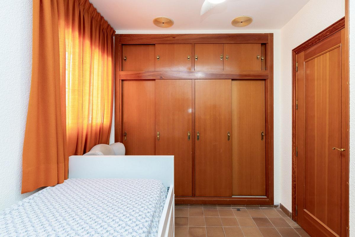Villa for Sale in Roquetas de Mar