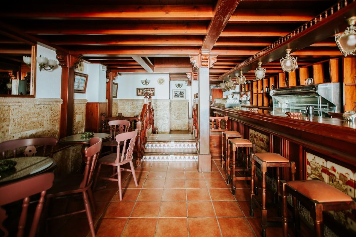 Premise for Sale in Roquetas de Mar