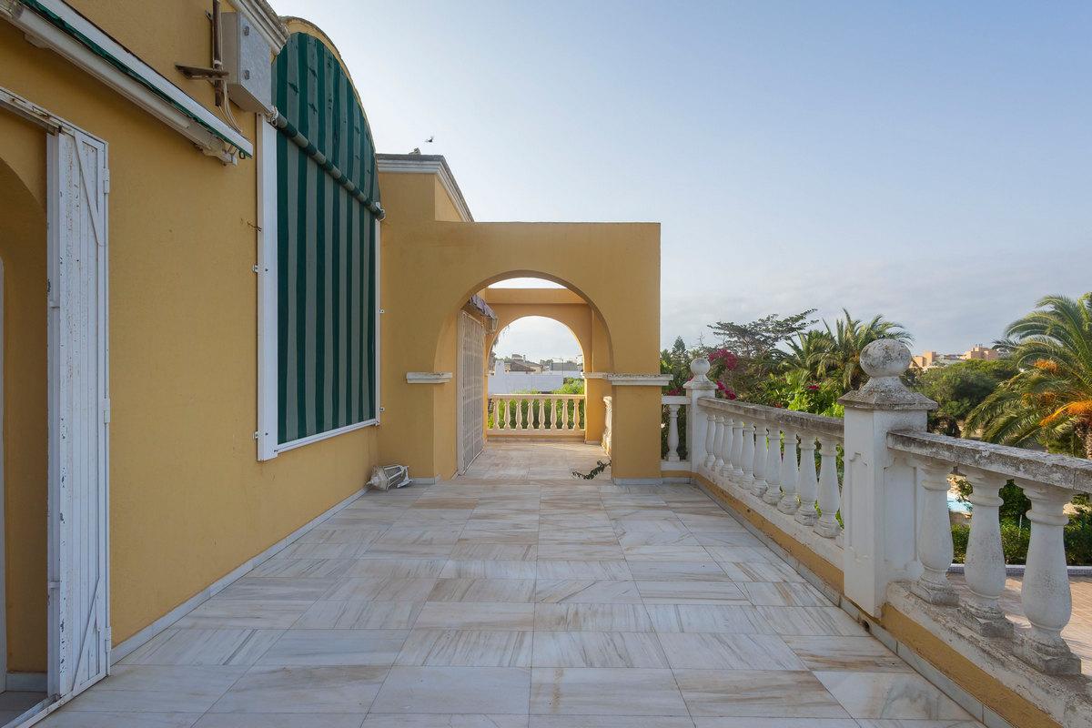 Chalet en Venta en Roquetas de Mar
