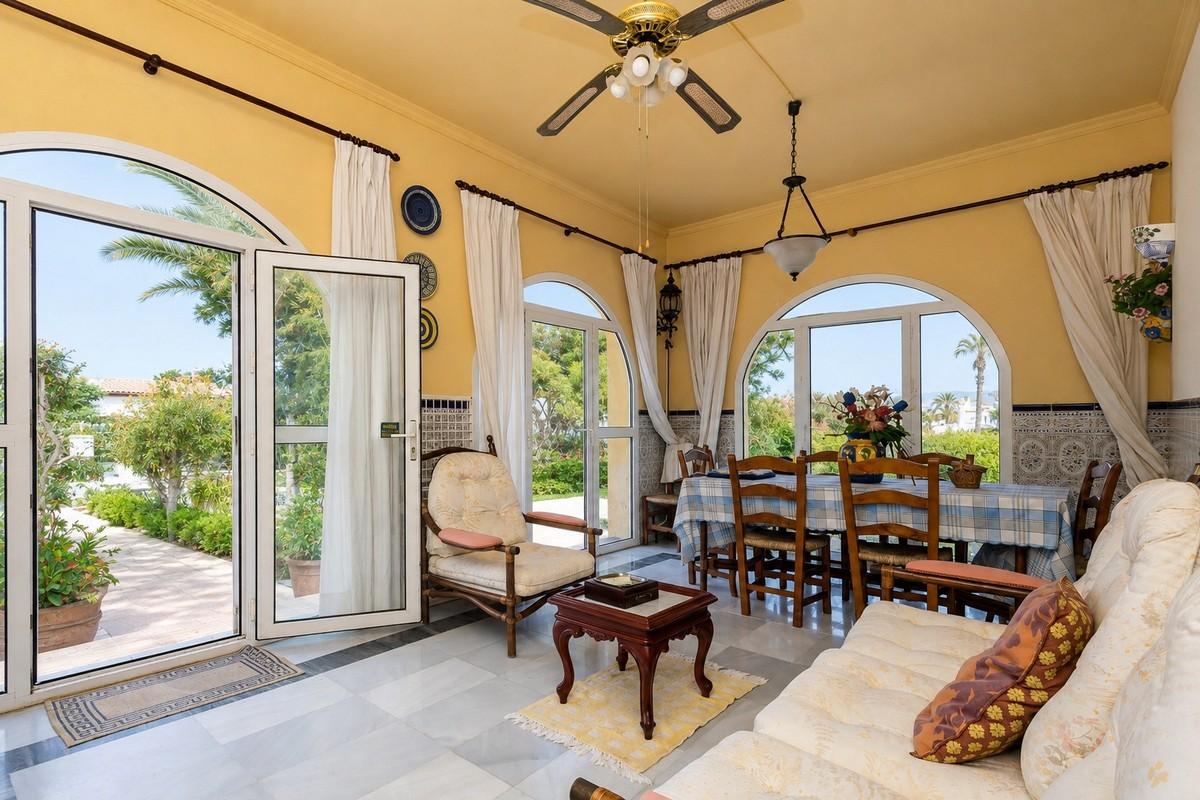 Chalet en Venta en Roquetas de Mar