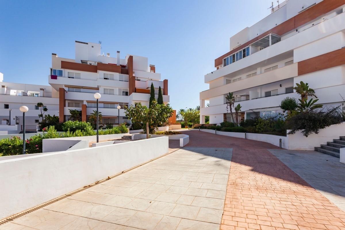 Apartamento en Venta en Roquetas de Mar