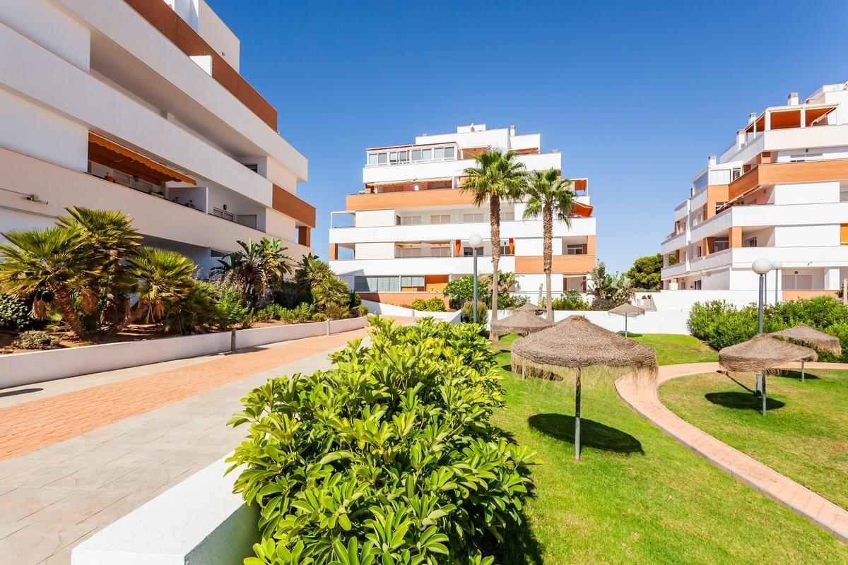 Apartamento en Venta en Roquetas de Mar