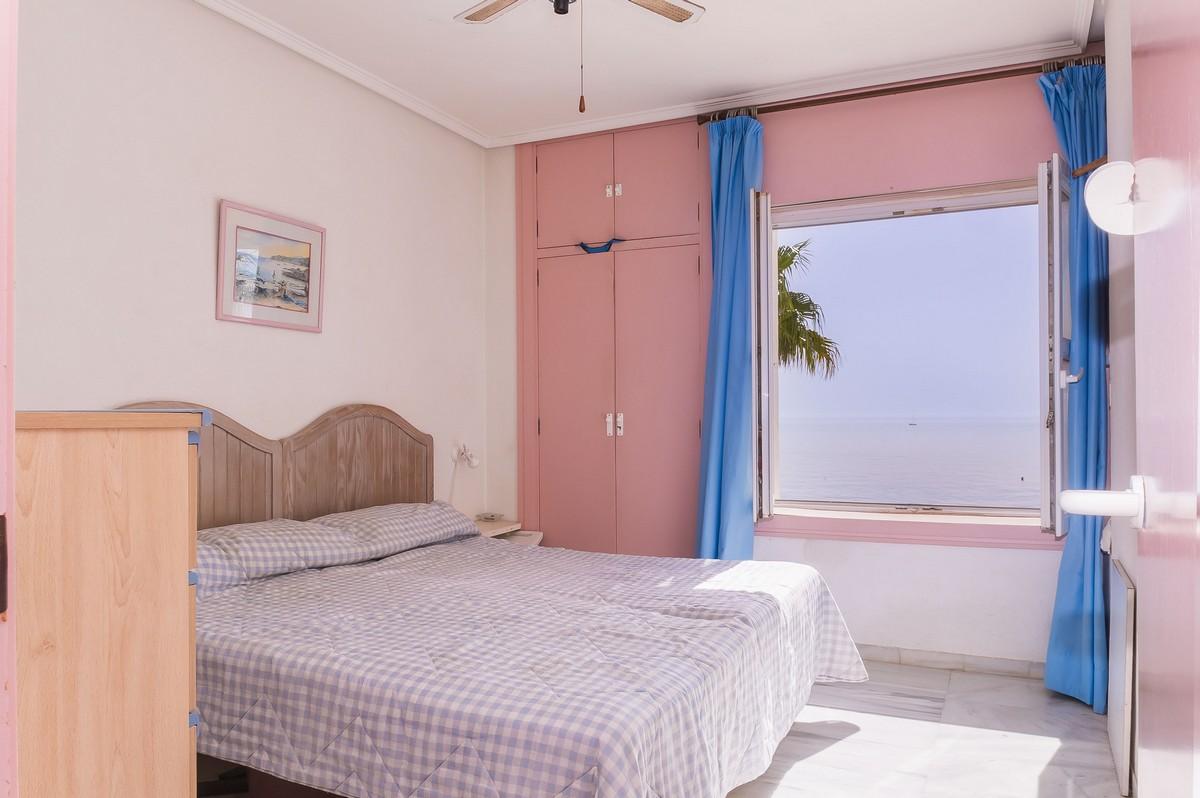 Apartment for Sale in Roquetas de Mar