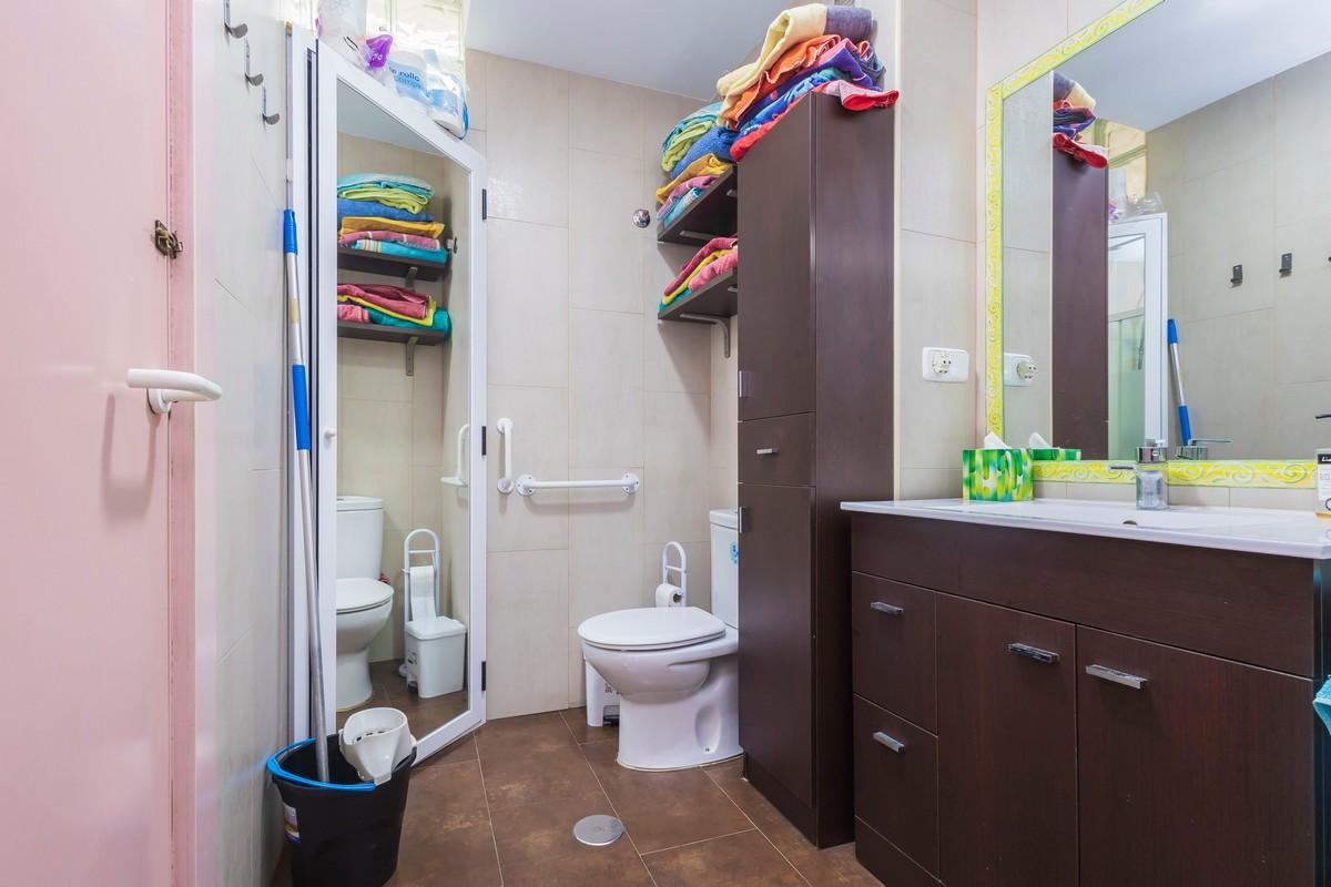 Apartment for Sale in Roquetas de Mar