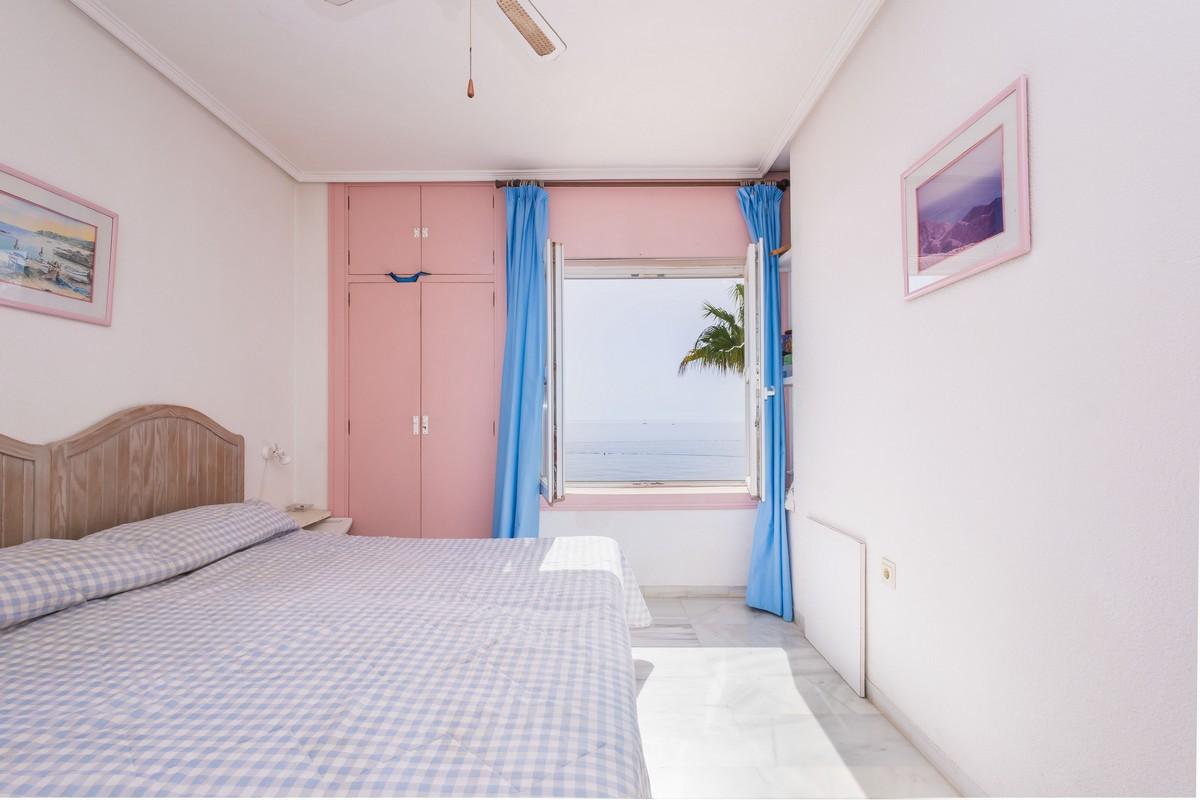 Apartment for Sale in Roquetas de Mar
